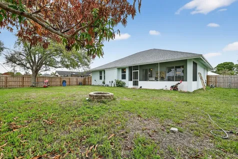 1373 SW Granville Avenue Port St Lucie FL 34953
