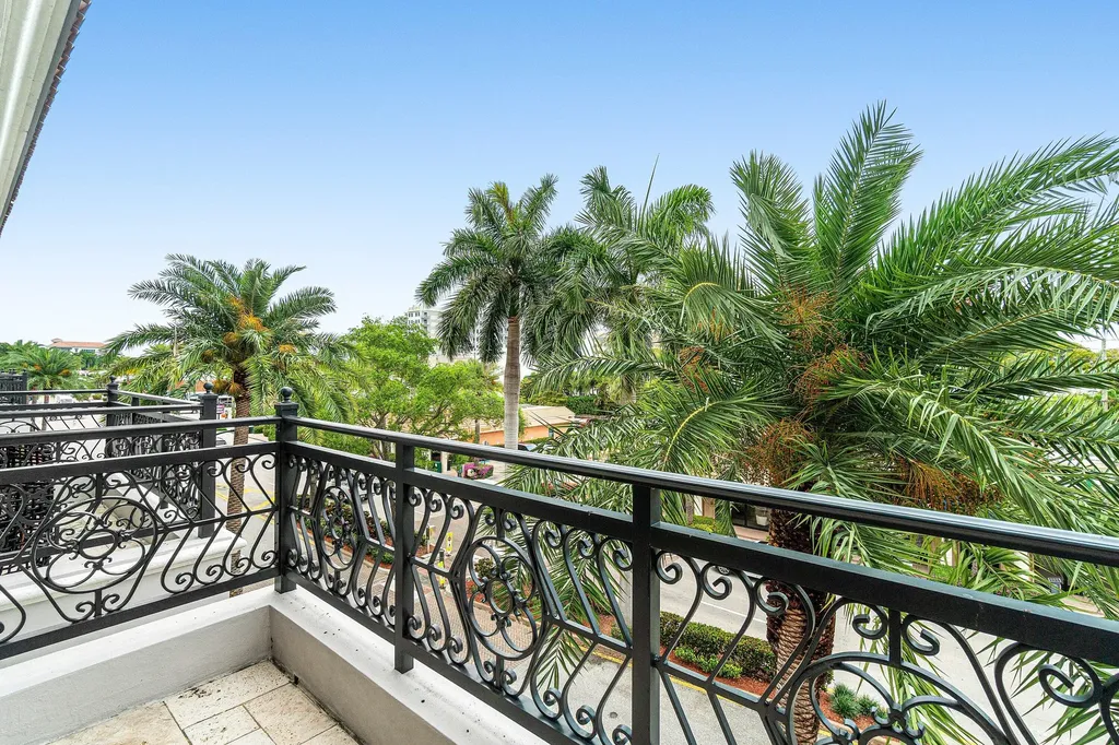 200 E Palmetto Park Road Boca Raton FL 33432
