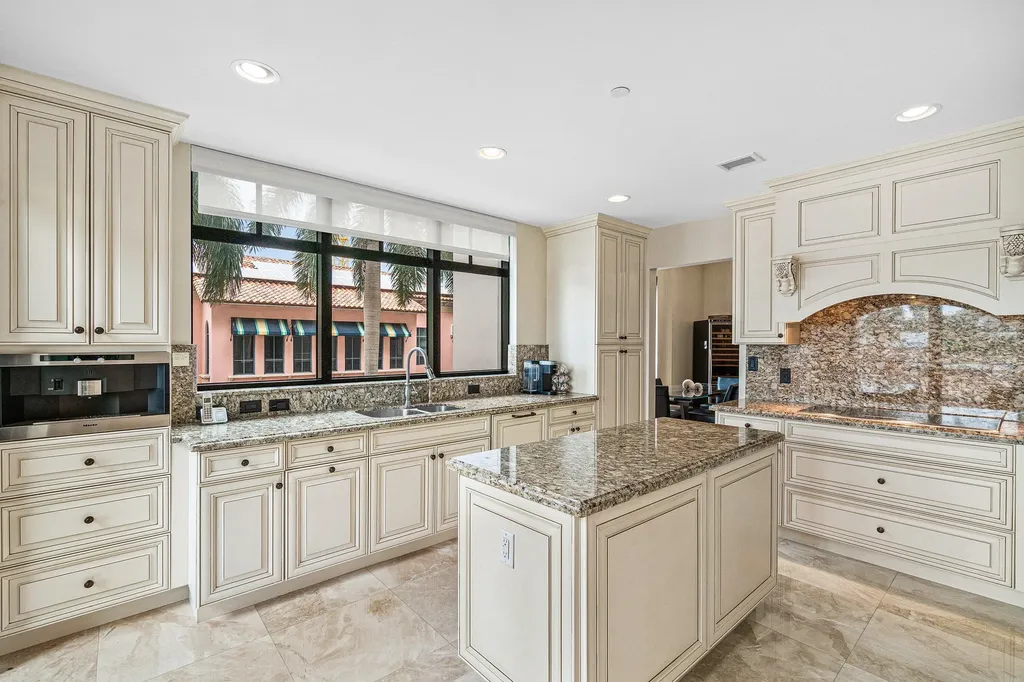 200 E Palmetto Park Road Boca Raton FL 33432
