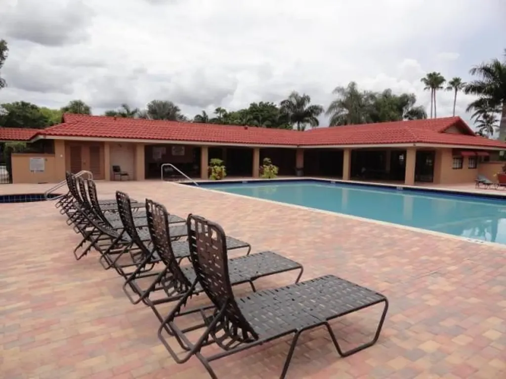 8237 Severn Drive Boca Raton FL 33433