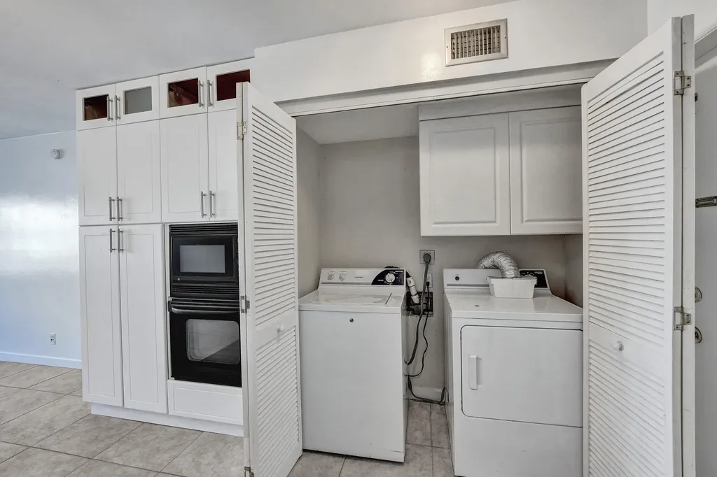 600 SE 2nd Avenue Deerfield Beach FL 33441