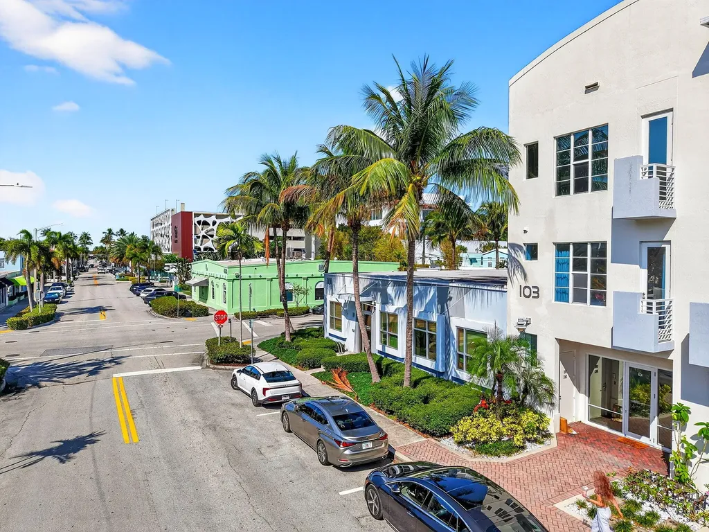 103 SE 4th Avenue Delray Beach FL 33483