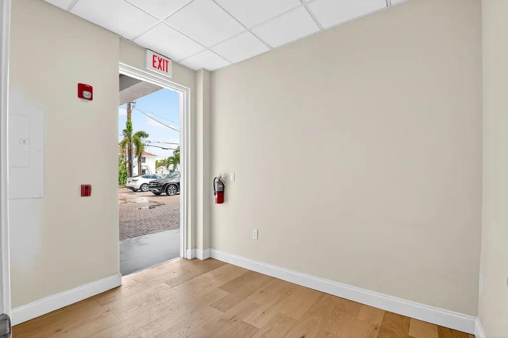103 SE 4th Avenue Delray Beach FL 33483