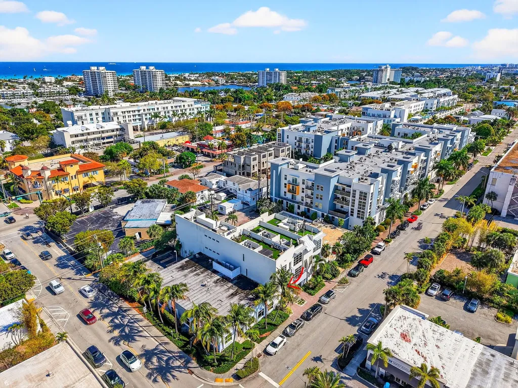 103 SE 4th Avenue Delray Beach FL 33483