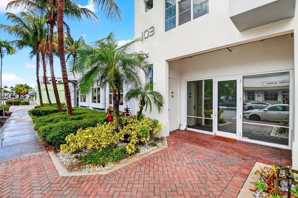 103 SE 4th Avenue Delray Beach FL 33483
