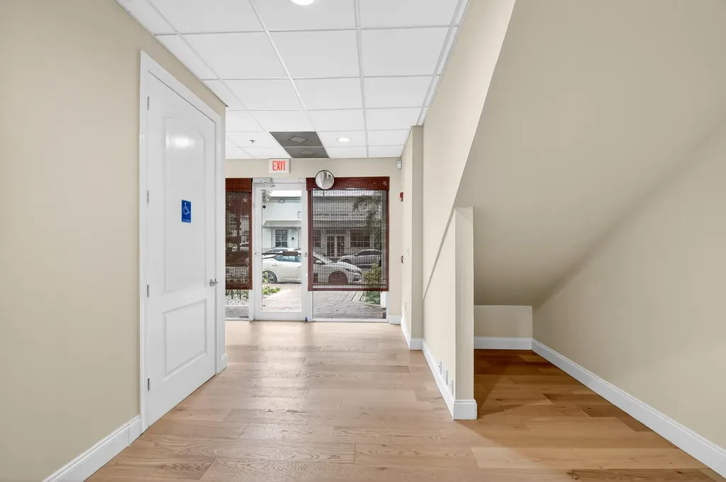 103 SE 4th Avenue Delray Beach FL 33483