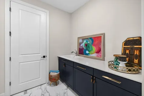 2455 Primrose Place Oakland Park FL 33309