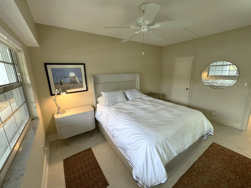 625 Oaks Drive Pompano Beach FL 33069