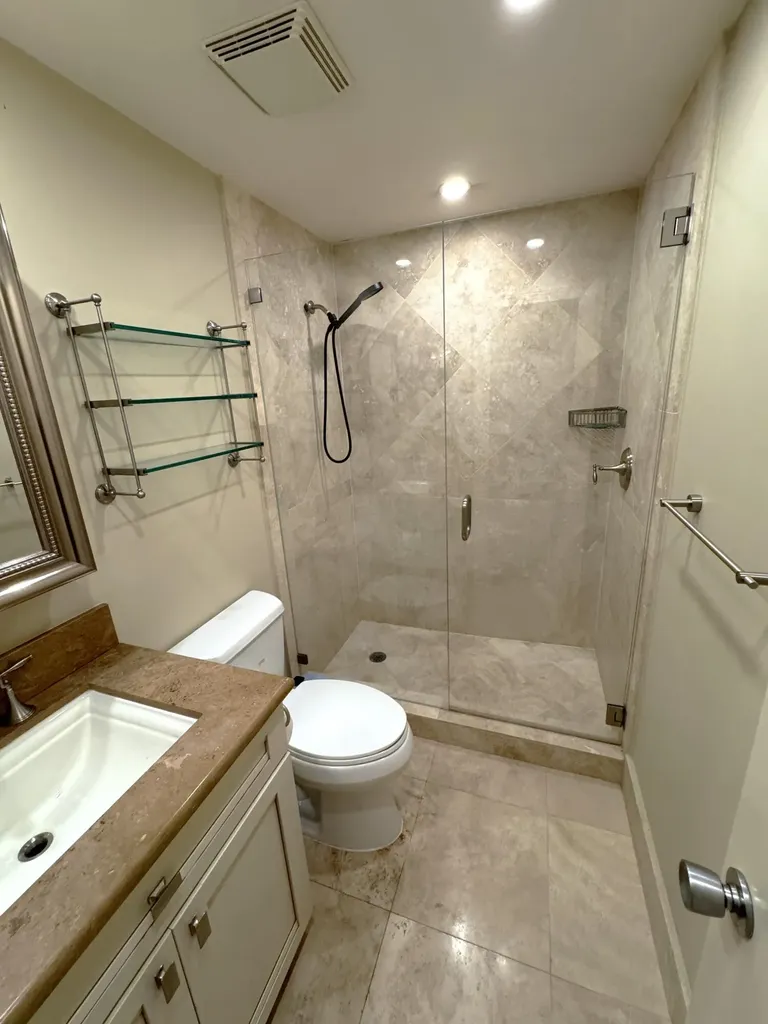 625 Oaks Drive Pompano Beach FL 33069