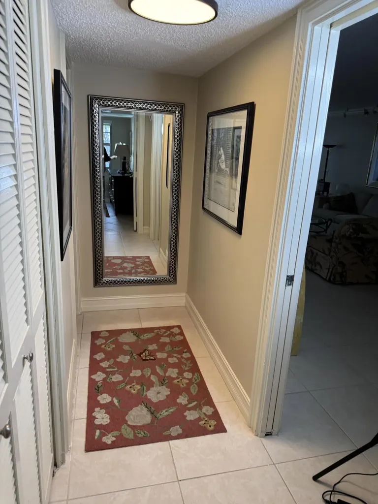 625 Oaks Drive Pompano Beach FL 33069