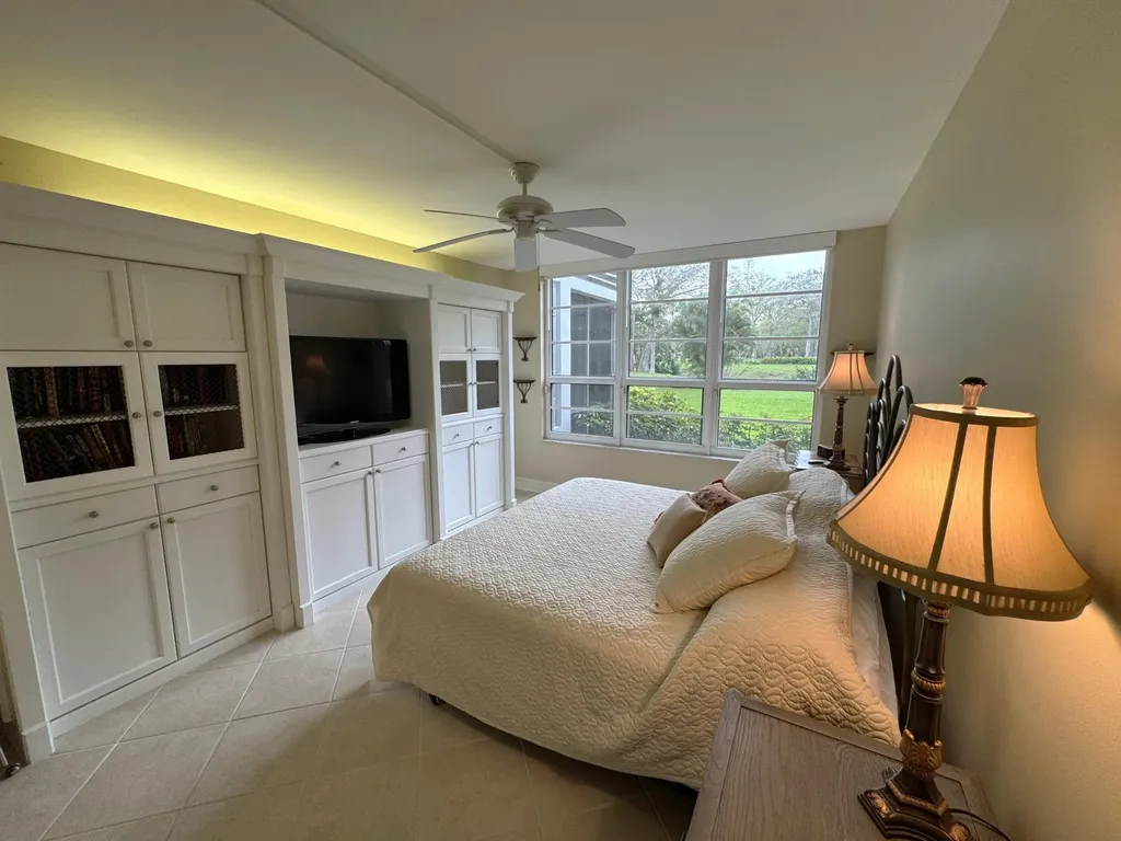 625 Oaks Drive Pompano Beach FL 33069