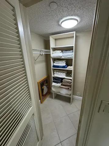 625 Oaks Drive Pompano Beach FL 33069