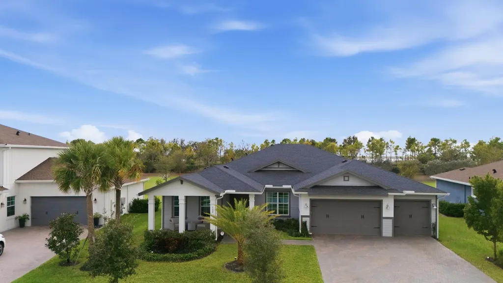 732 Hookline Circle Loxahatchee FL 33470