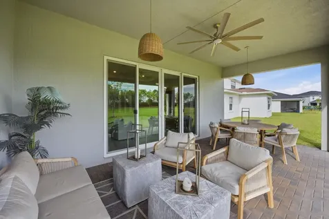 732 Hookline Circle Loxahatchee FL 33470