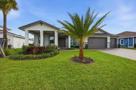 732 Hookline Circle Loxahatchee FL 33470