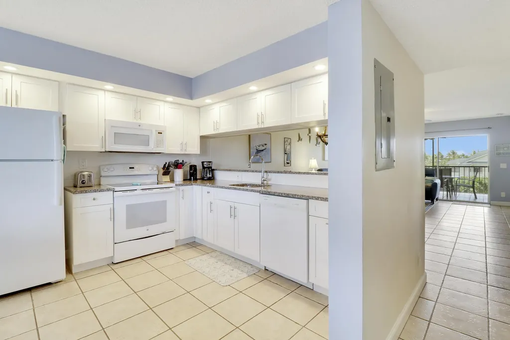275 Palm Avenue Jupiter FL 33477