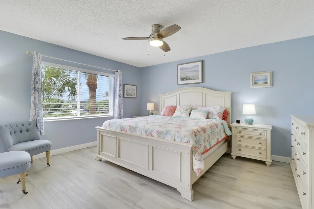 275 Palm Avenue Jupiter FL 33477
