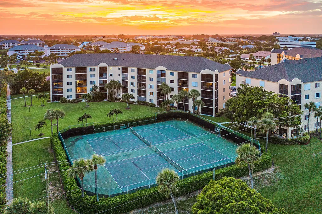 275 Palm Avenue Jupiter FL 33477