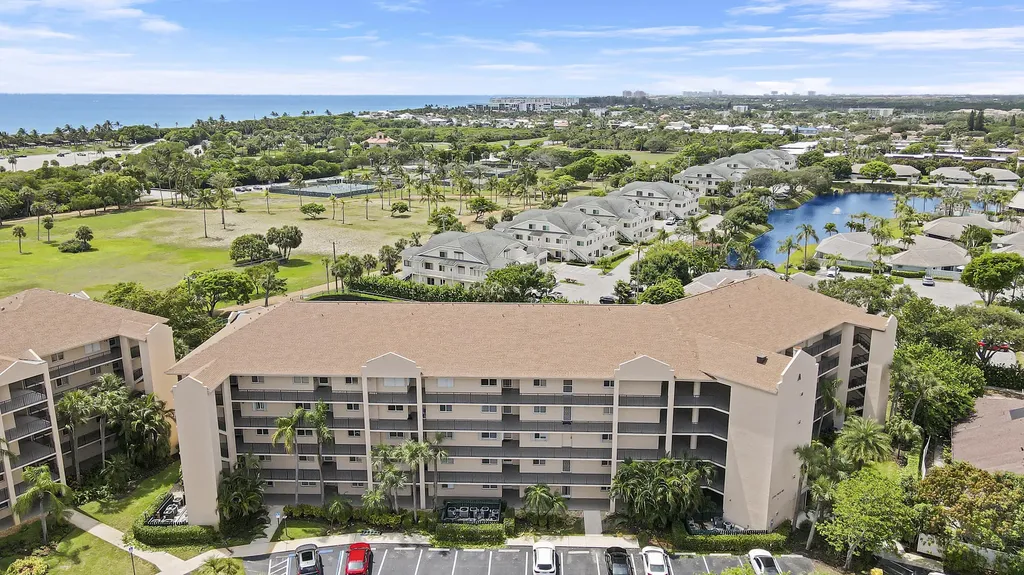 275 Palm Avenue Jupiter FL 33477