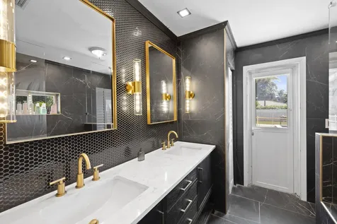208 NW 91st Avenue Coral Springs FL 33071