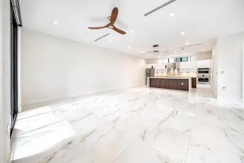1052 N Victoria Park Road Fort Lauderdale FL 33304