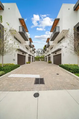 1052 N Victoria Park Road Fort Lauderdale FL 33304