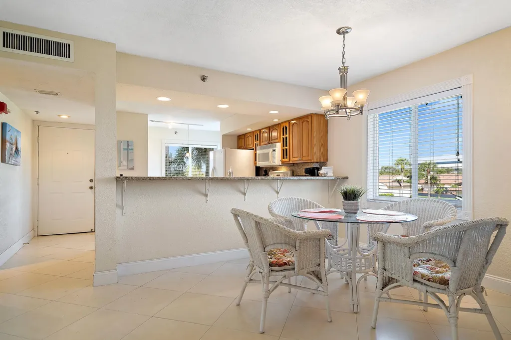 275 Palm Avenue Jupiter FL 33477