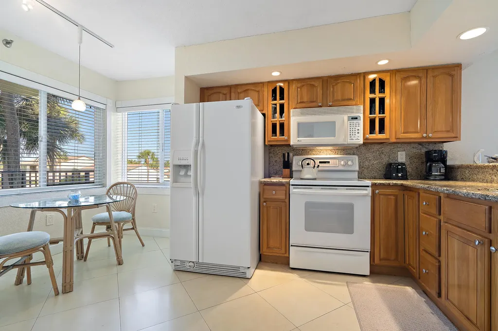 275 Palm Avenue Jupiter FL 33477