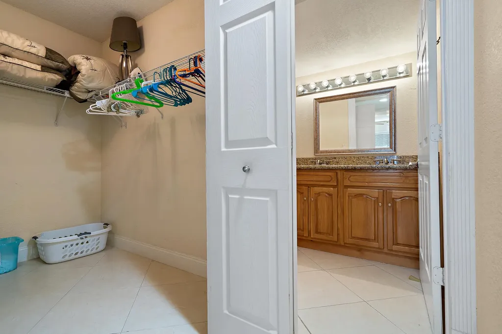 275 Palm Avenue Jupiter FL 33477