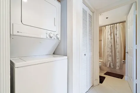 275 Palm Avenue Jupiter FL 33477