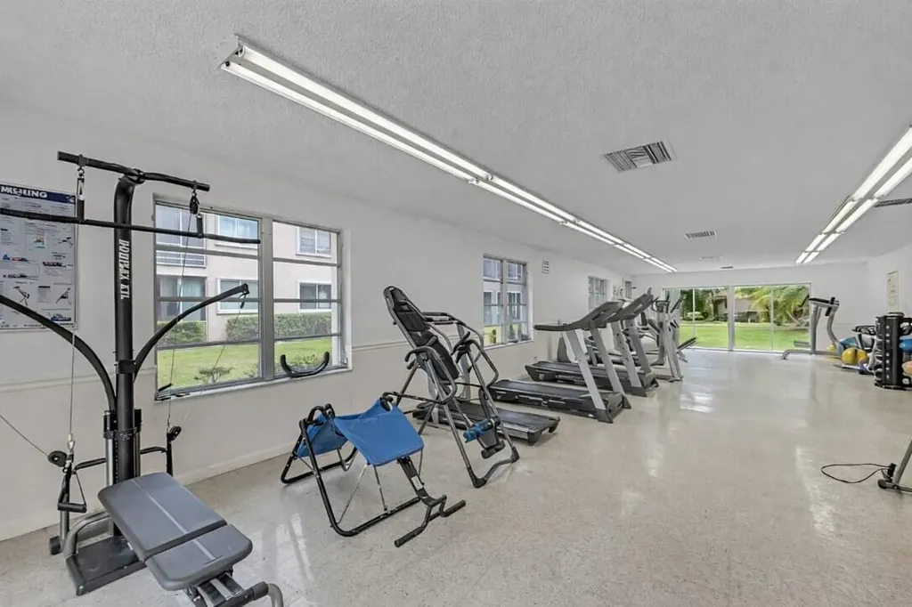 4500 N Federal Highway Lighthouse Point FL 33064