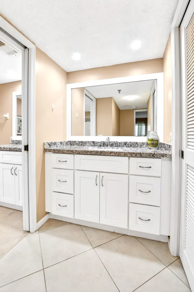 9165 SW 14th Street Boca Raton FL 33428