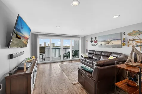 3040 Lake Shore Drive Riviera Beach FL 33404