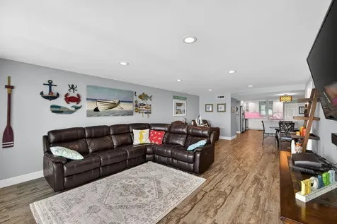 3040 Lake Shore Drive Riviera Beach FL 33404