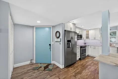 3040 Lake Shore Drive Riviera Beach FL 33404