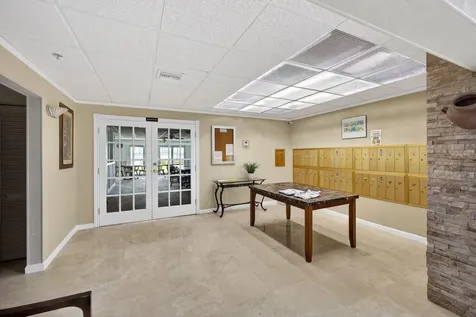 3040 Lake Shore Drive Riviera Beach FL 33404