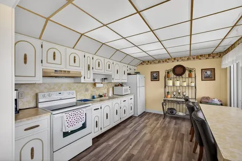 3040 Lake Shore Drive Riviera Beach FL 33404