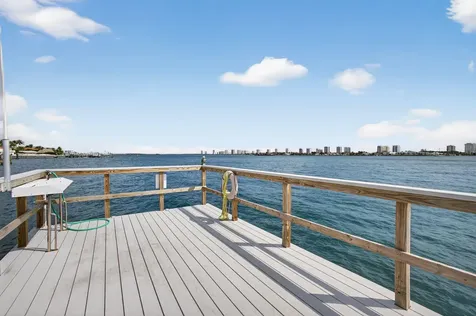 3040 Lake Shore Drive Riviera Beach FL 33404