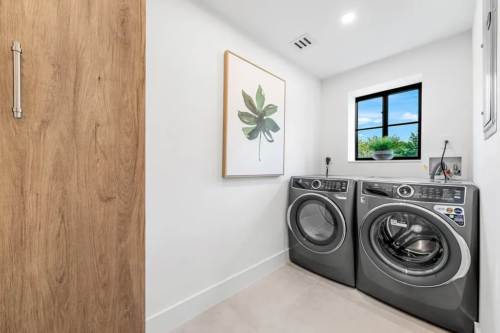 478 NW 13th Street Boca Raton FL 33432