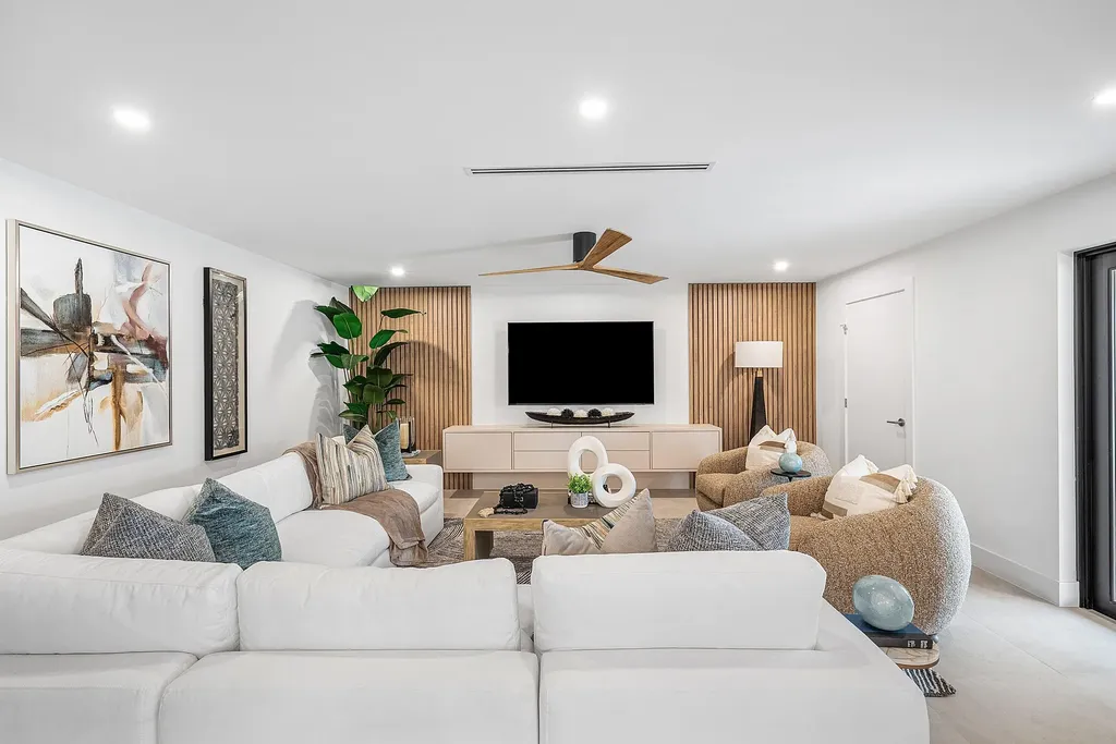 478 NW 13th Street Boca Raton FL 33432