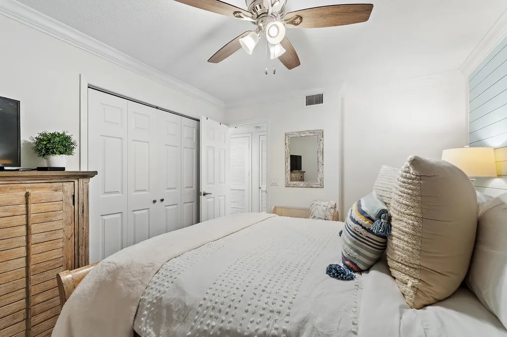 275 Palm Avenue Jupiter FL 33477
