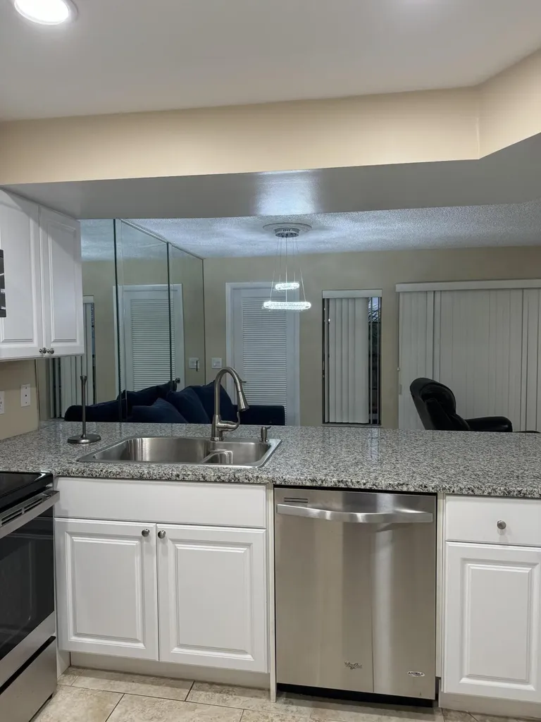 1605 S Us Highway 1 Jupiter FL 33477