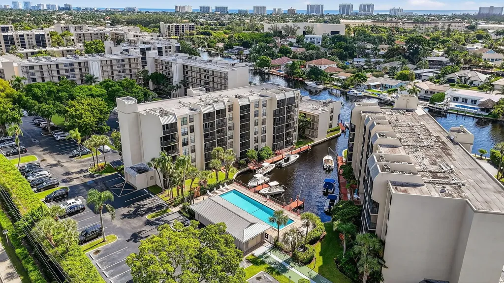 20 Royal Palm Way Boca Raton FL 33432