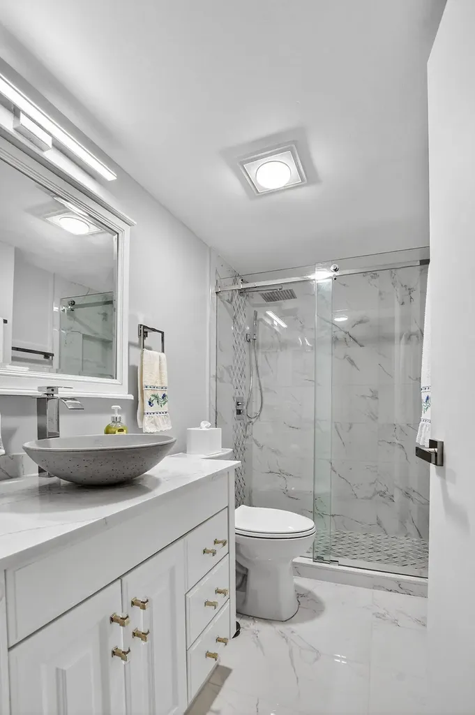 20 Royal Palm Way Boca Raton FL 33432