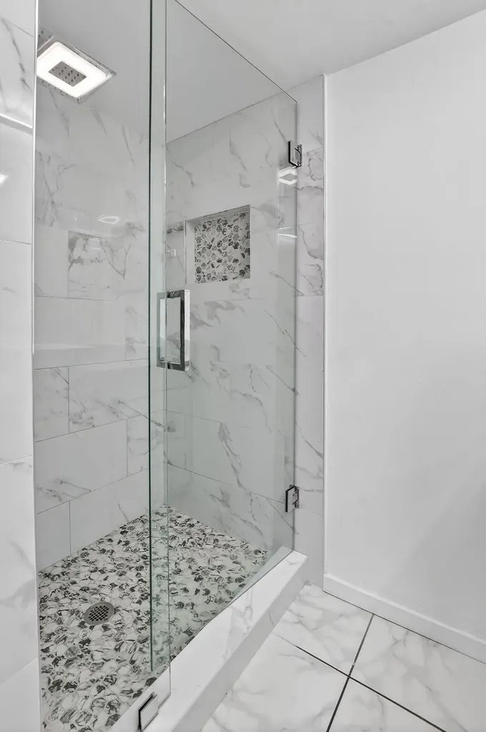 20 Royal Palm Way Boca Raton FL 33432