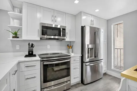 20 Royal Palm Way Boca Raton FL 33432