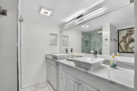 20 Royal Palm Way Boca Raton FL 33432