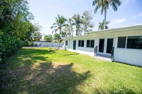 1532 Fletcher Street Hollywood FL 33020