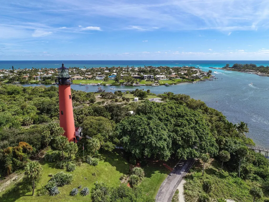 275 Palm Avenue Jupiter FL 33477