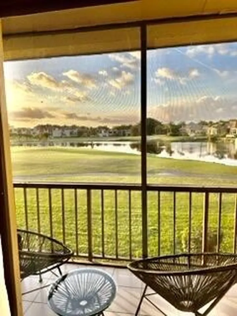 4657 S Fountains Drive Drive S Lake Worth FL 33467